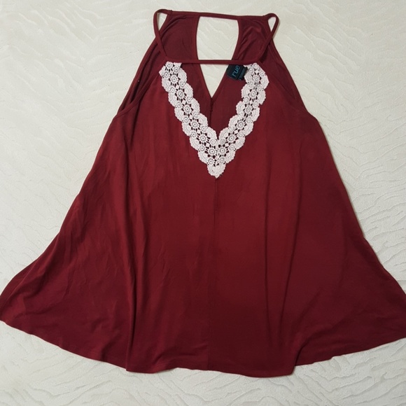 Rue21 Tops - Velvet deep plunge trapeze top